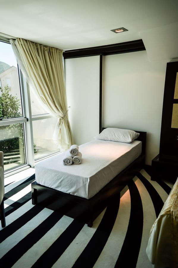 Hotel Amsterdam Budva Room photo