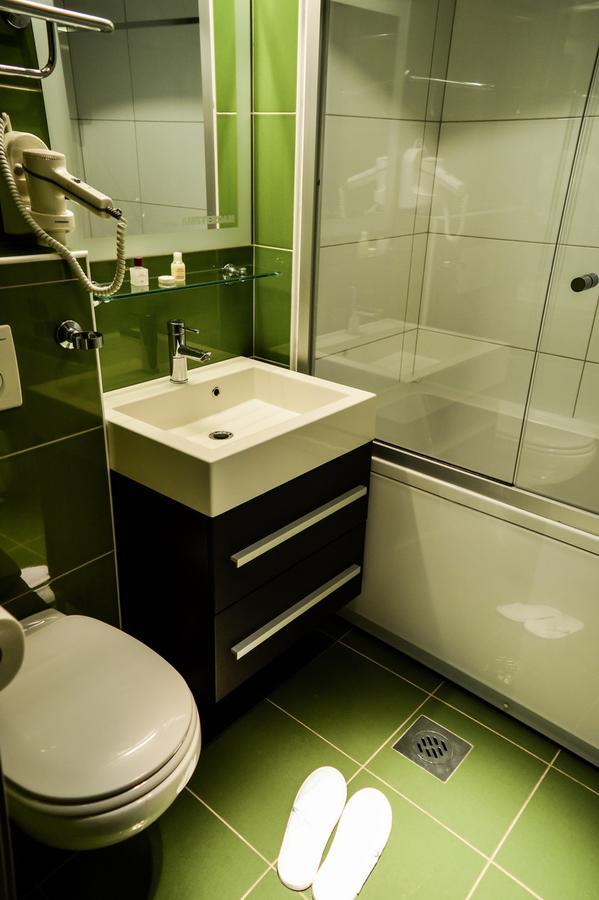 Hotel Amsterdam Budva Room photo