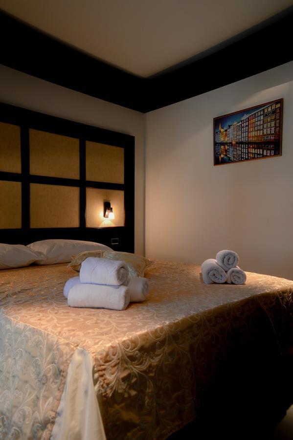 Hotel Amsterdam Budva Room photo